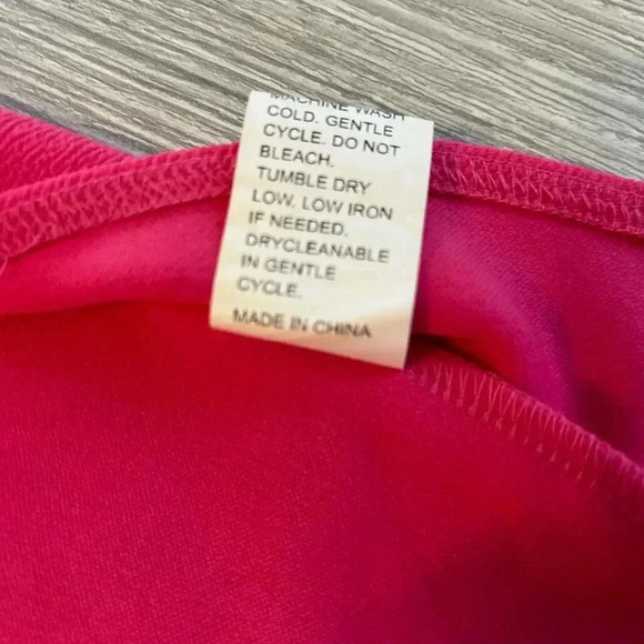 SHEIN Women's BAE Slit Knee-Length Bodycon Dress Size XS Hot Pink it is NWOT - Picture 7 of 11